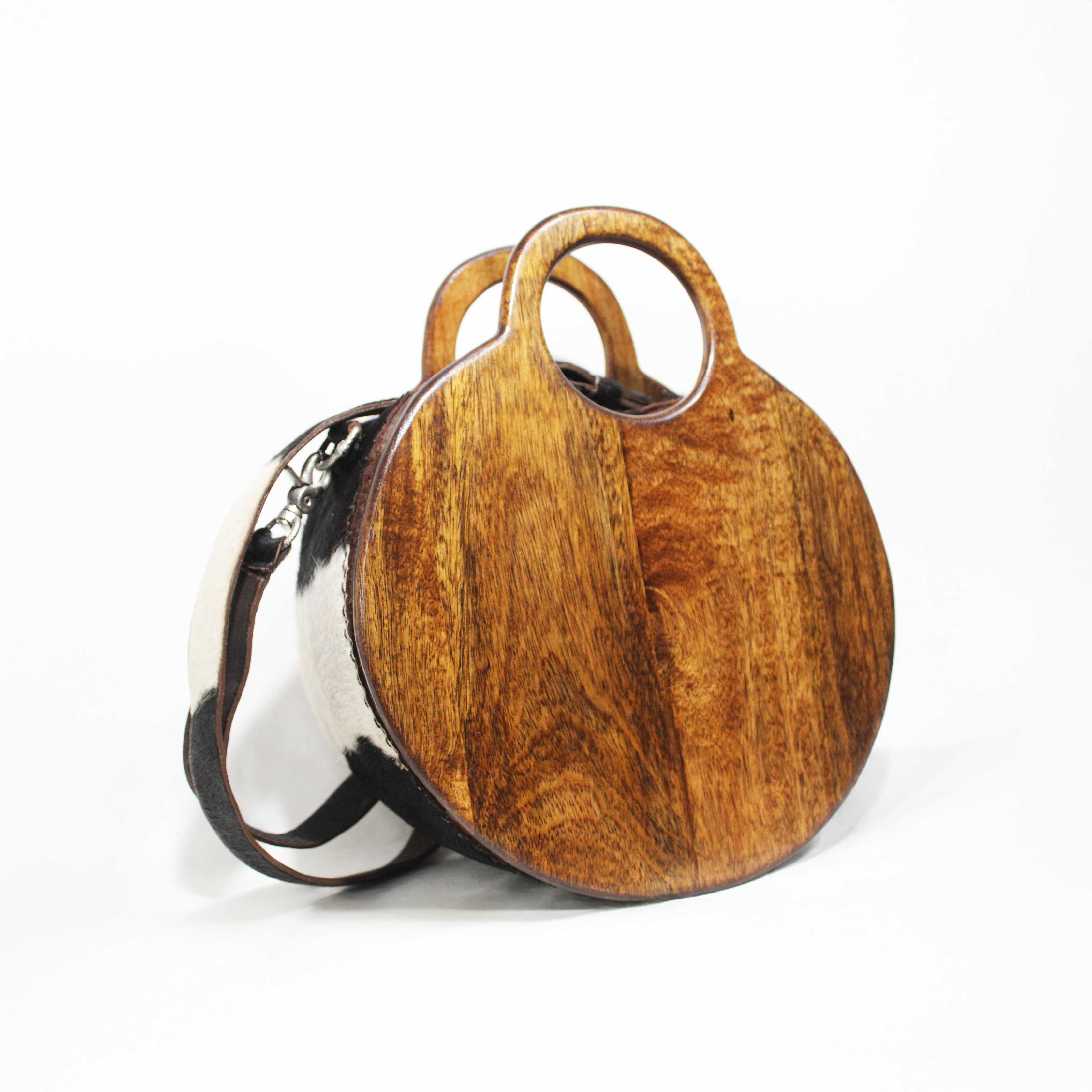 Full Moon – A Radiance of Wholeness and Harmony image 1