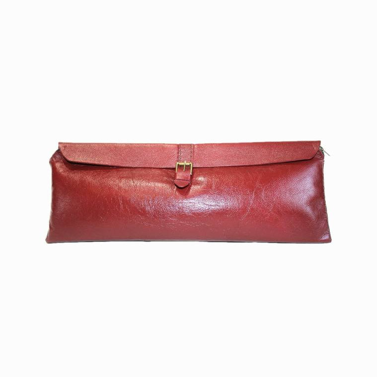 The Unarmed clutch. image 0